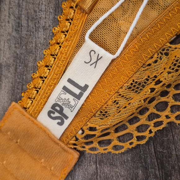 XXS/XS SPELL Spell & the Gypsy Collective Etienne Lace Sienna Bralette - Picture 6 of 8